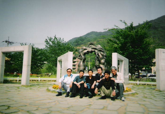 31-004.jpg